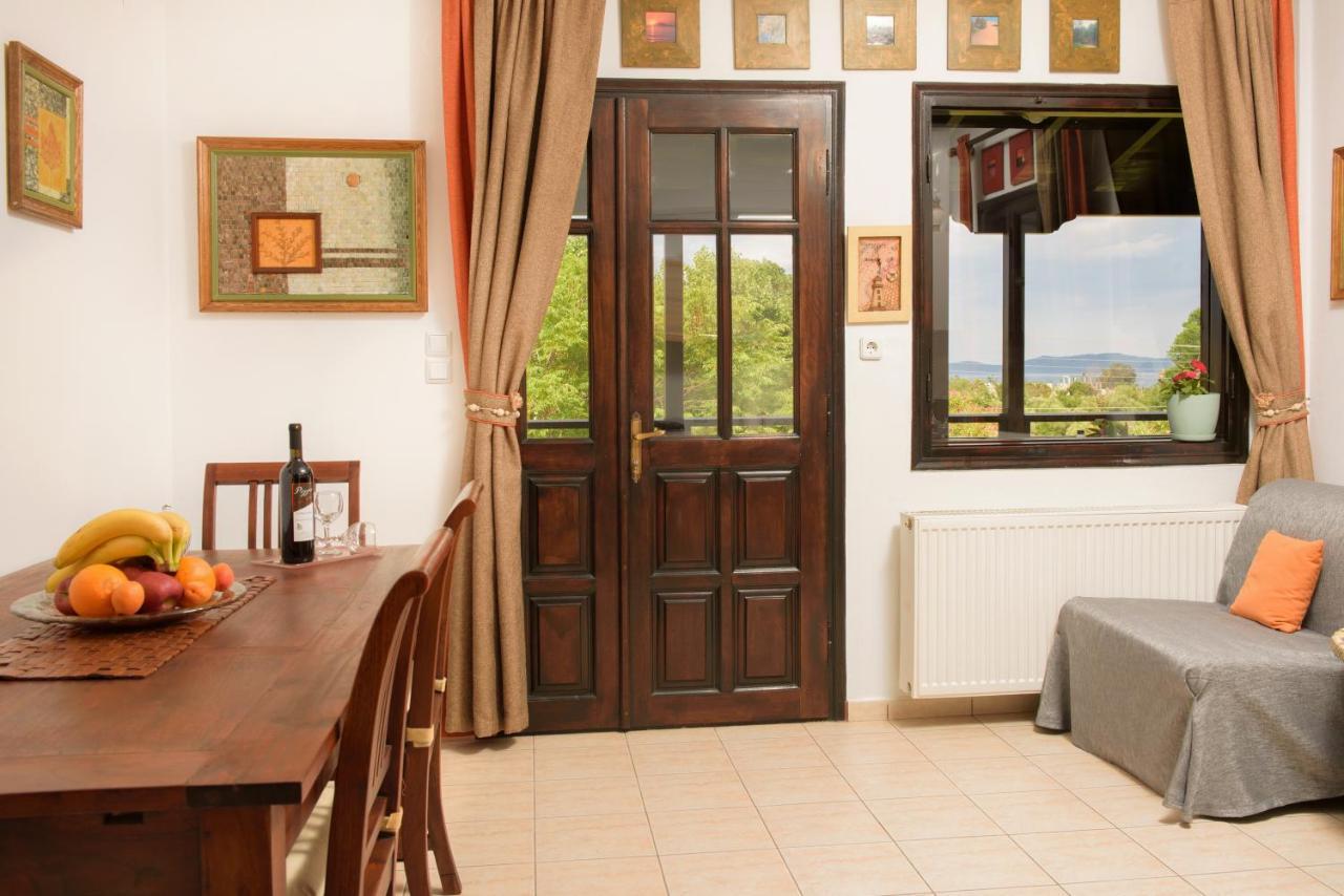 Άελλα Apartment Ierissós Ngoại thất bức ảnh