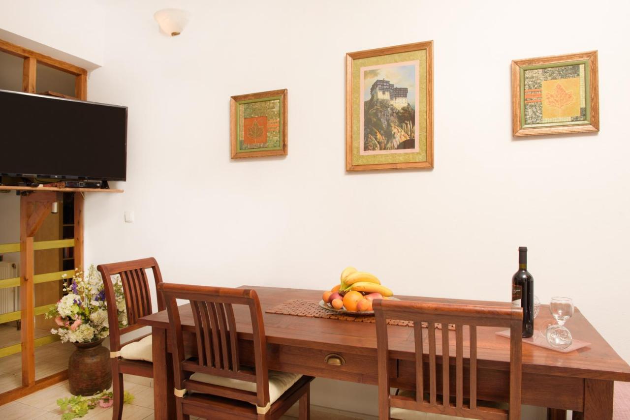 Άελλα Apartment Ierissós Ngoại thất bức ảnh